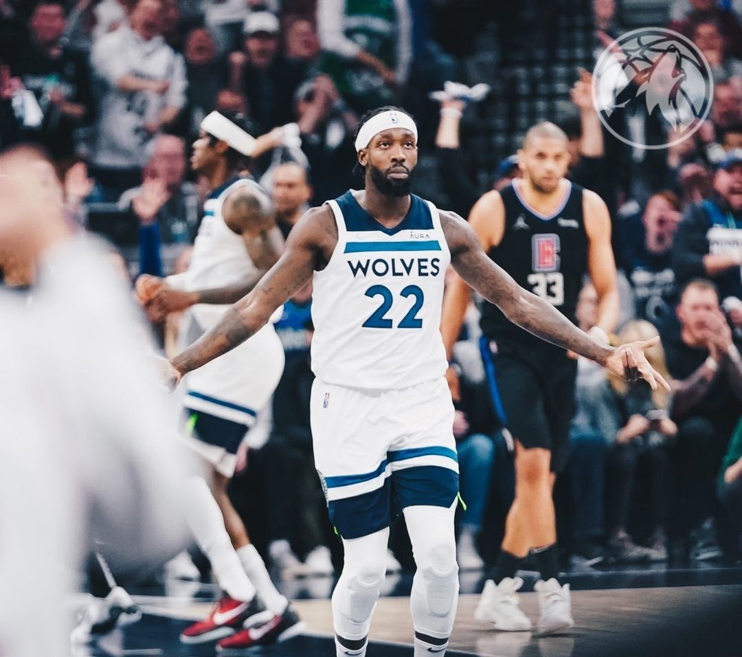 starsports app-RNG观众热烈欢呼！，塔图姆迎来十二赛季出色发挥全场沸腾不已-starsports app