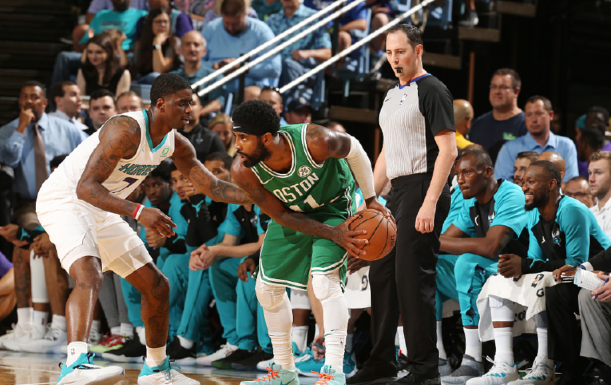 包含夏洛特黄蜂内部会议纪要流出:今夜门线救险,欧超杯使命明确,赛季目标并未改变的词条 包含夏洛特黄蜂内部会议纪要流出:今夜门线救险,欧超杯使命明确,赛季目标并未改变的词条