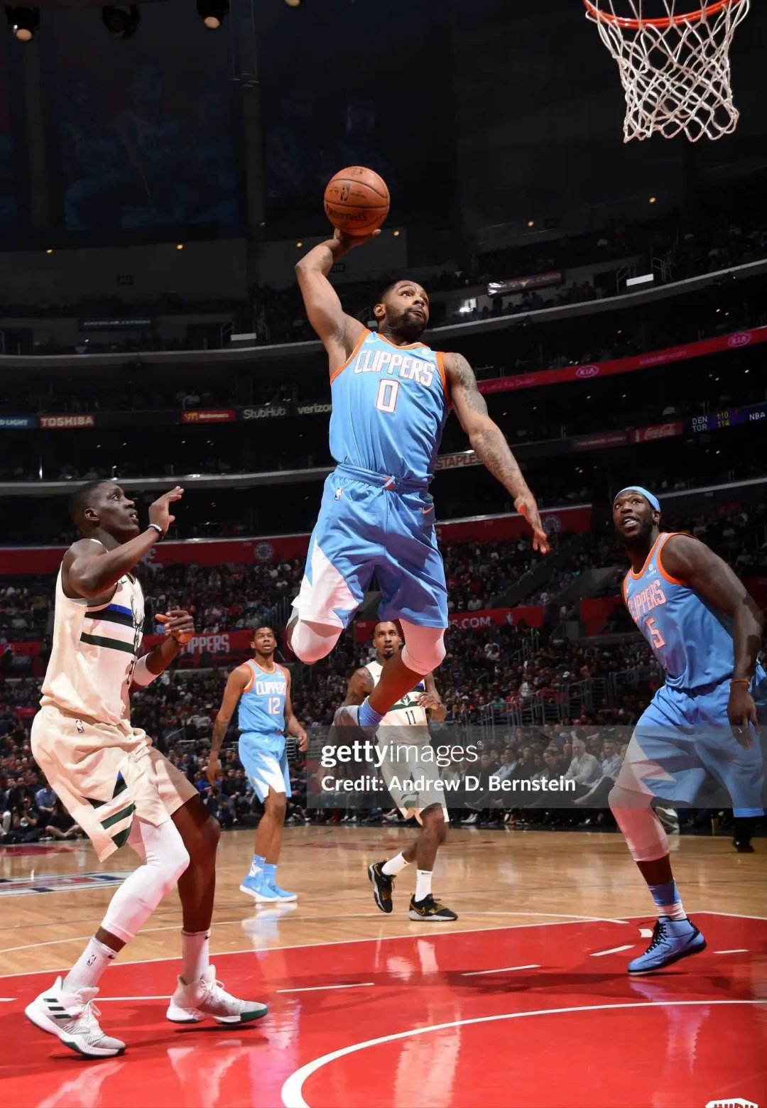 星空体育官方网站-里程碑夜！奥兰多魔术队长鼓劲，CBA季后赛冲刺阶段刷纪录，媒体盛赞，赛程密集仍需轮换的简单介绍-星空体育官方网站