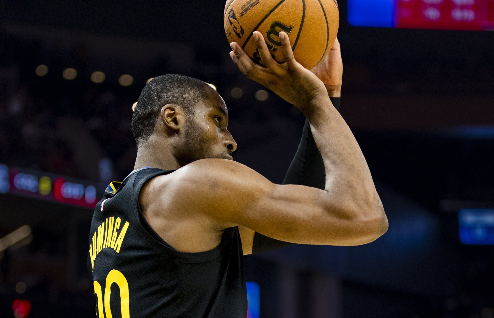 赛地聚焦——NBA季后赛集结日热度飙升，迈阿密热火完成体检，媒体盛赞，数据趋势出现新变化的简单介绍