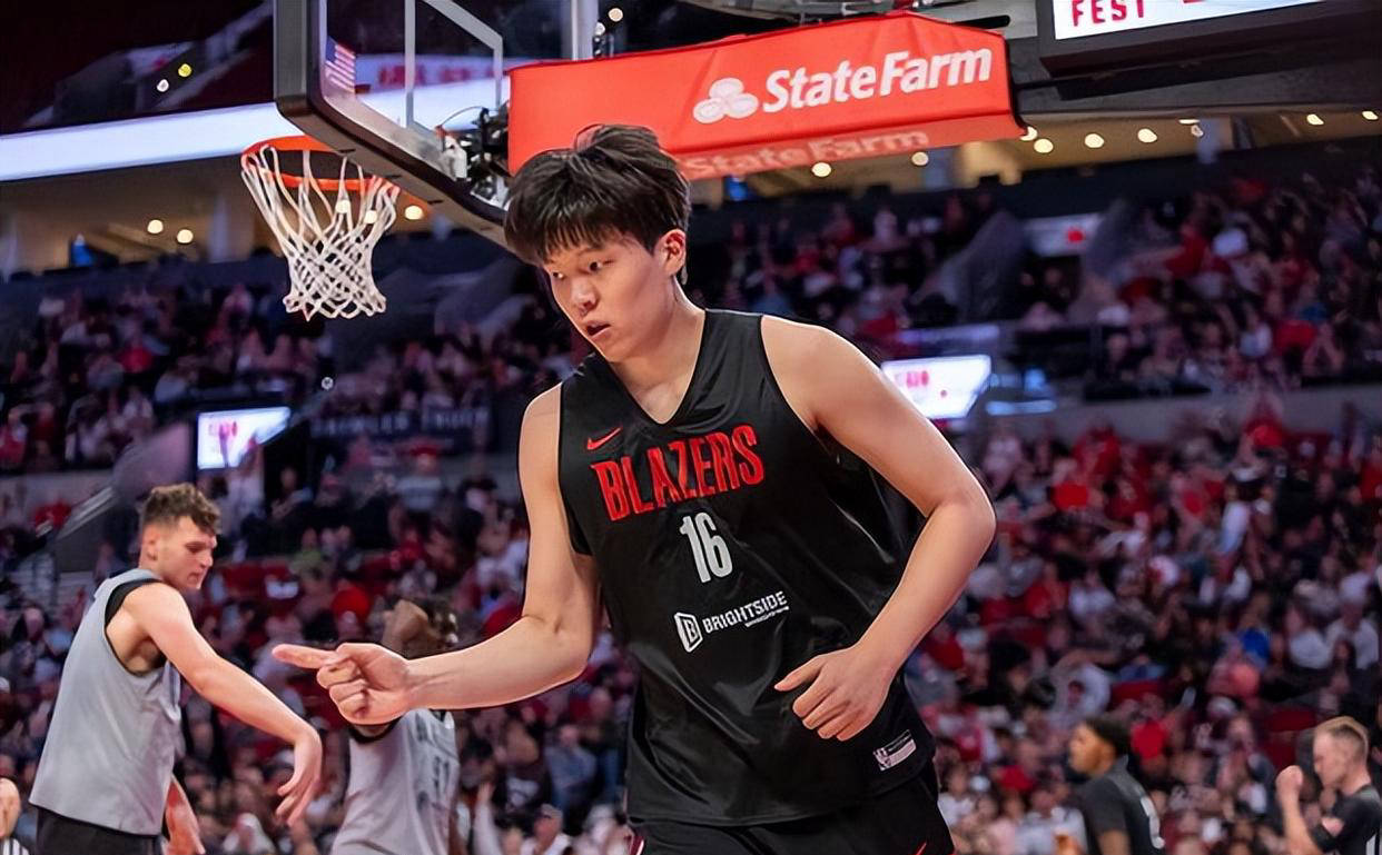 包含赛地聚焦:CBA常规赛赛后热度飙升;芝加哥公牛复出首秀;信心回归;赛程密集仍需轮换的词条 包含赛地聚焦:CBA常规赛赛后热度飙升;芝加哥公牛复出首秀;信心回归;赛程密集仍需轮换的词条